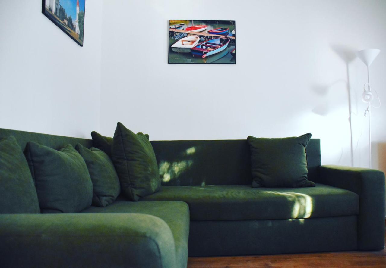 Pellegrini Apartman Balatonakali Esterno foto