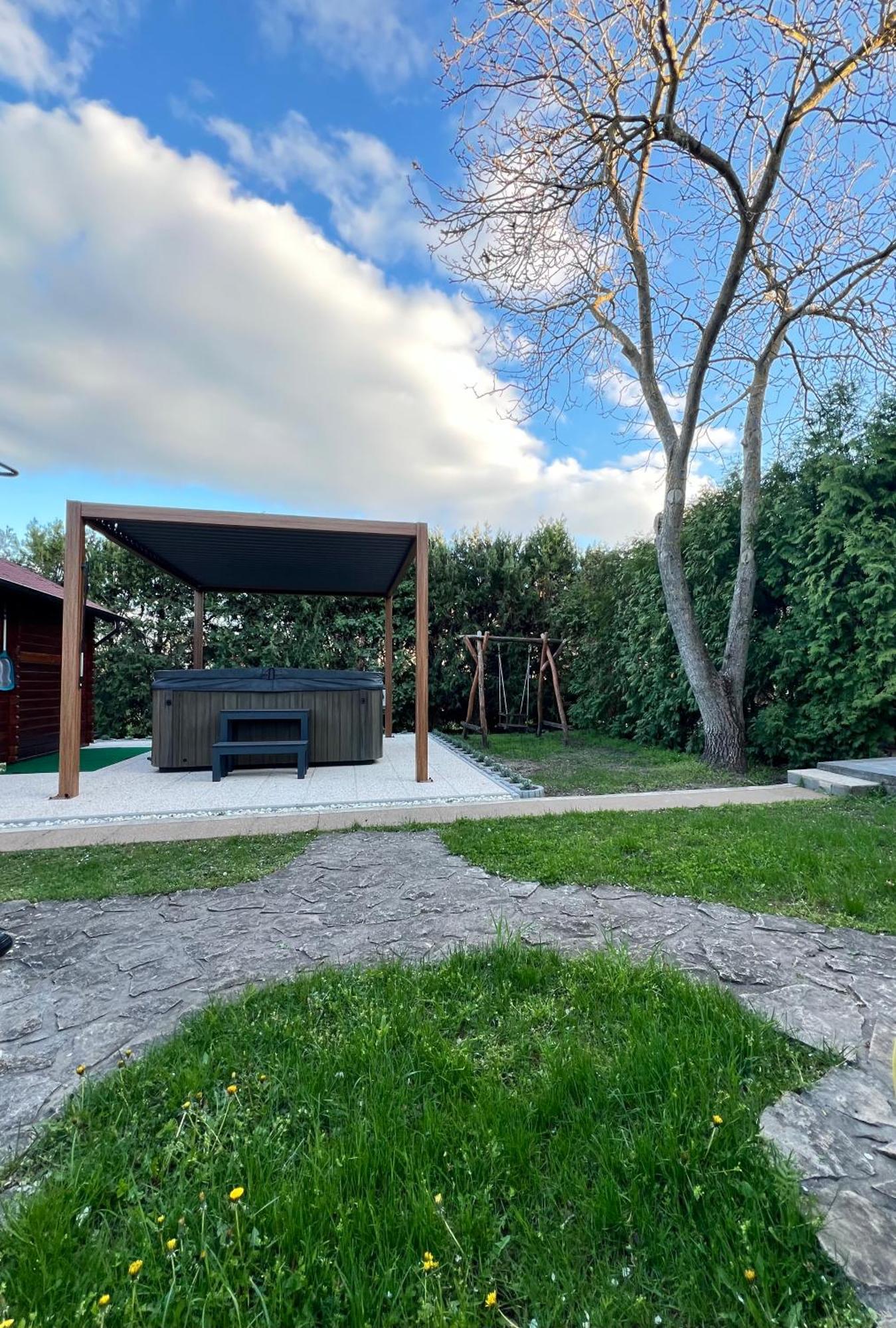 Pellegrini Apartman Balatonakali Esterno foto